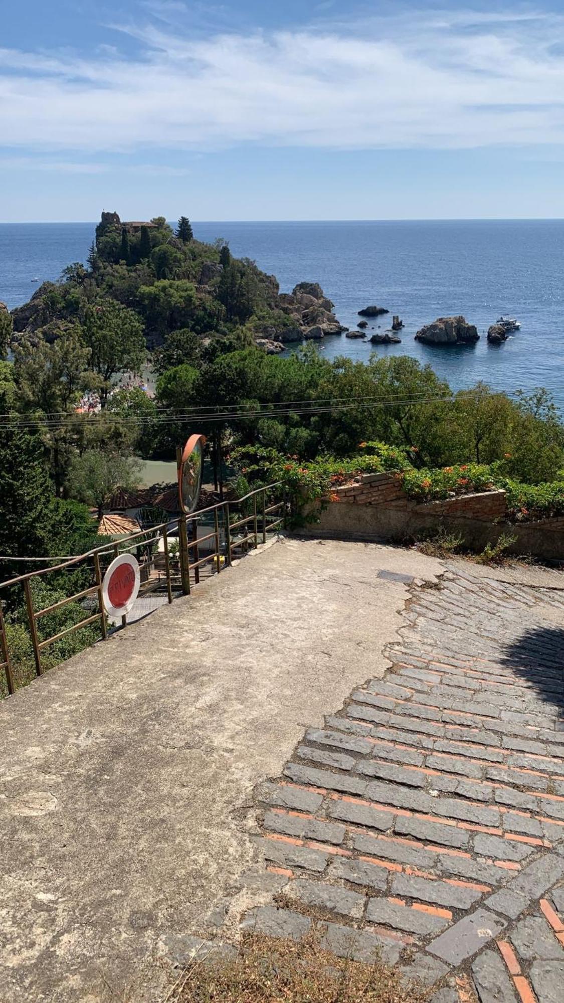 Isola Bella - Il Pescatore * Taormina